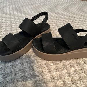 Platform black croc sandals!